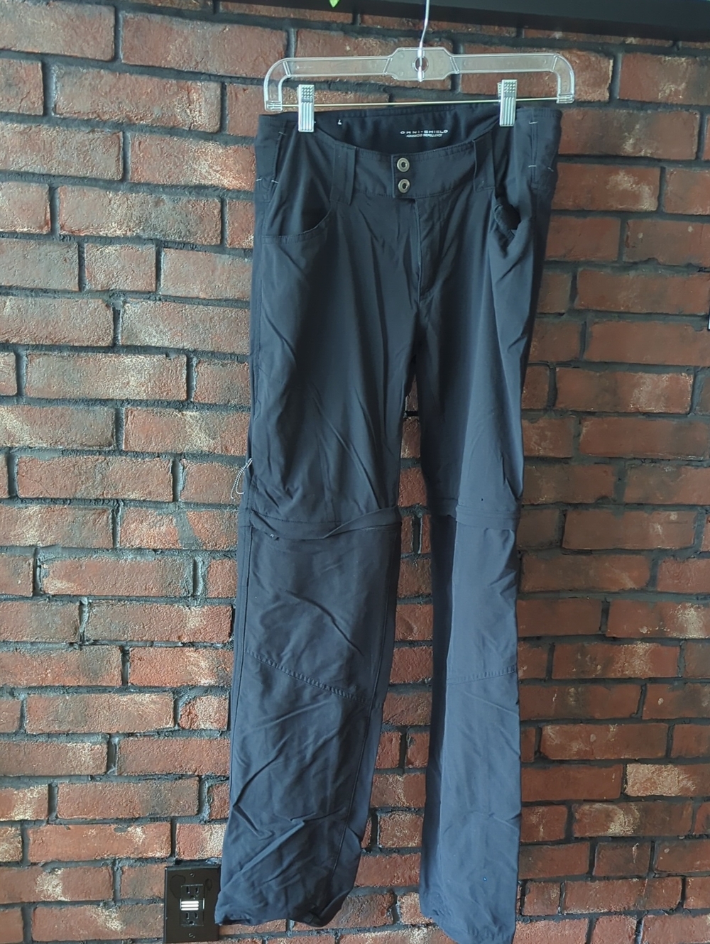 Columbia Womens Black Cargo Zip-Off Pants